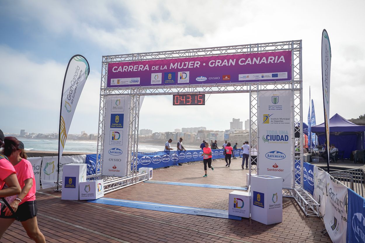 Las fotos de meta de la Carrera de la Mujer de Gran Canaria 11 42 26 15701 O
