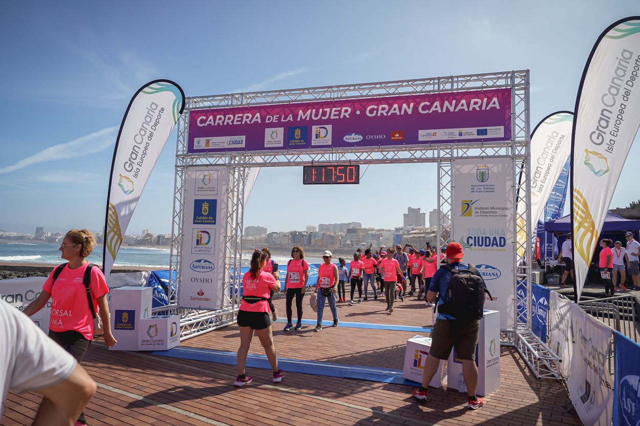 Las fotos de meta de la Carrera de la Mujer de Gran Canaria 12 17 01 15701 O