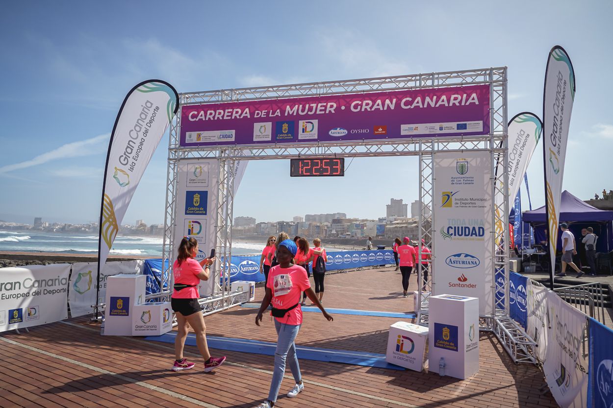 Las fotos de meta de la Carrera de la Mujer de Gran Canaria 12 22 04 15701 O