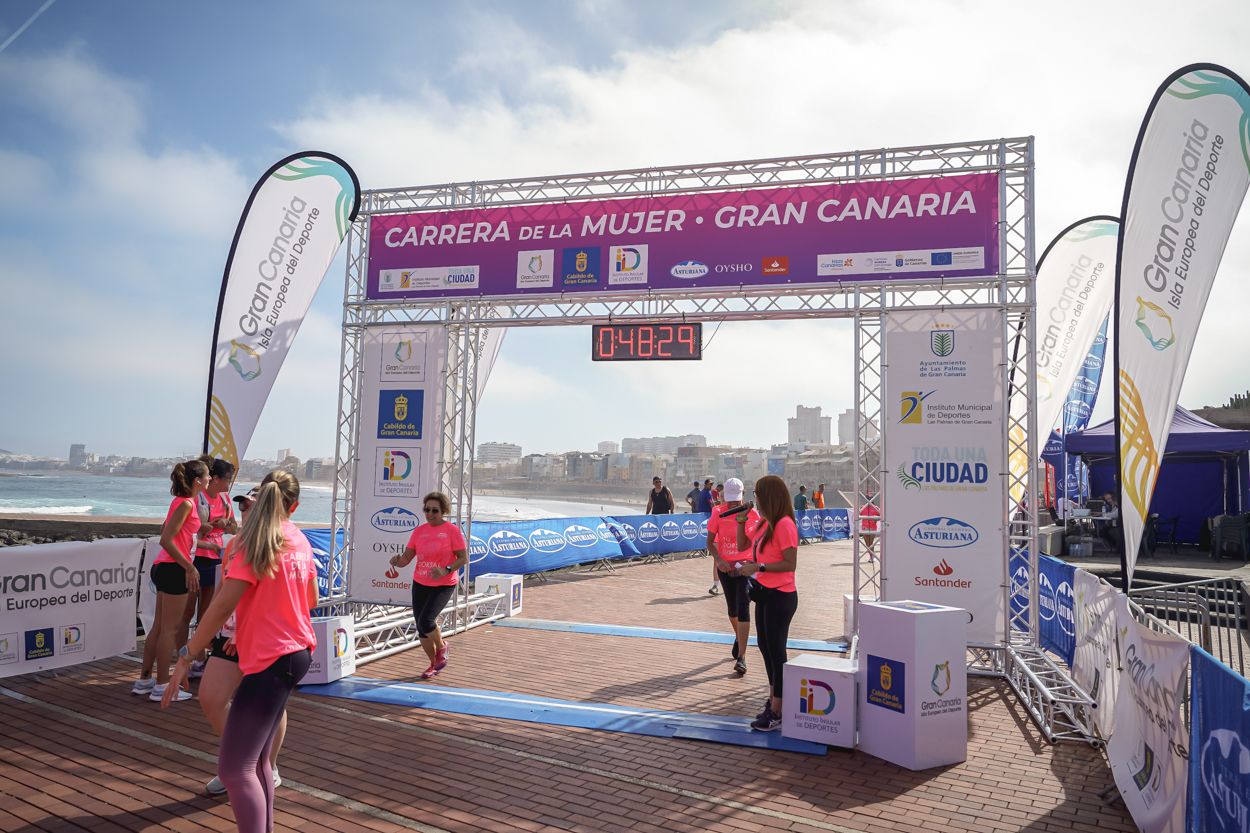 Las fotos de meta de la Carrera de la Mujer de Gran Canaria 11 47 40 15701 O