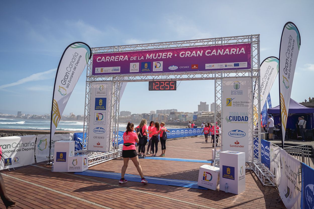 Las fotos de meta de la Carrera de la Mujer de Gran Canaria 12 22 06 15701 O