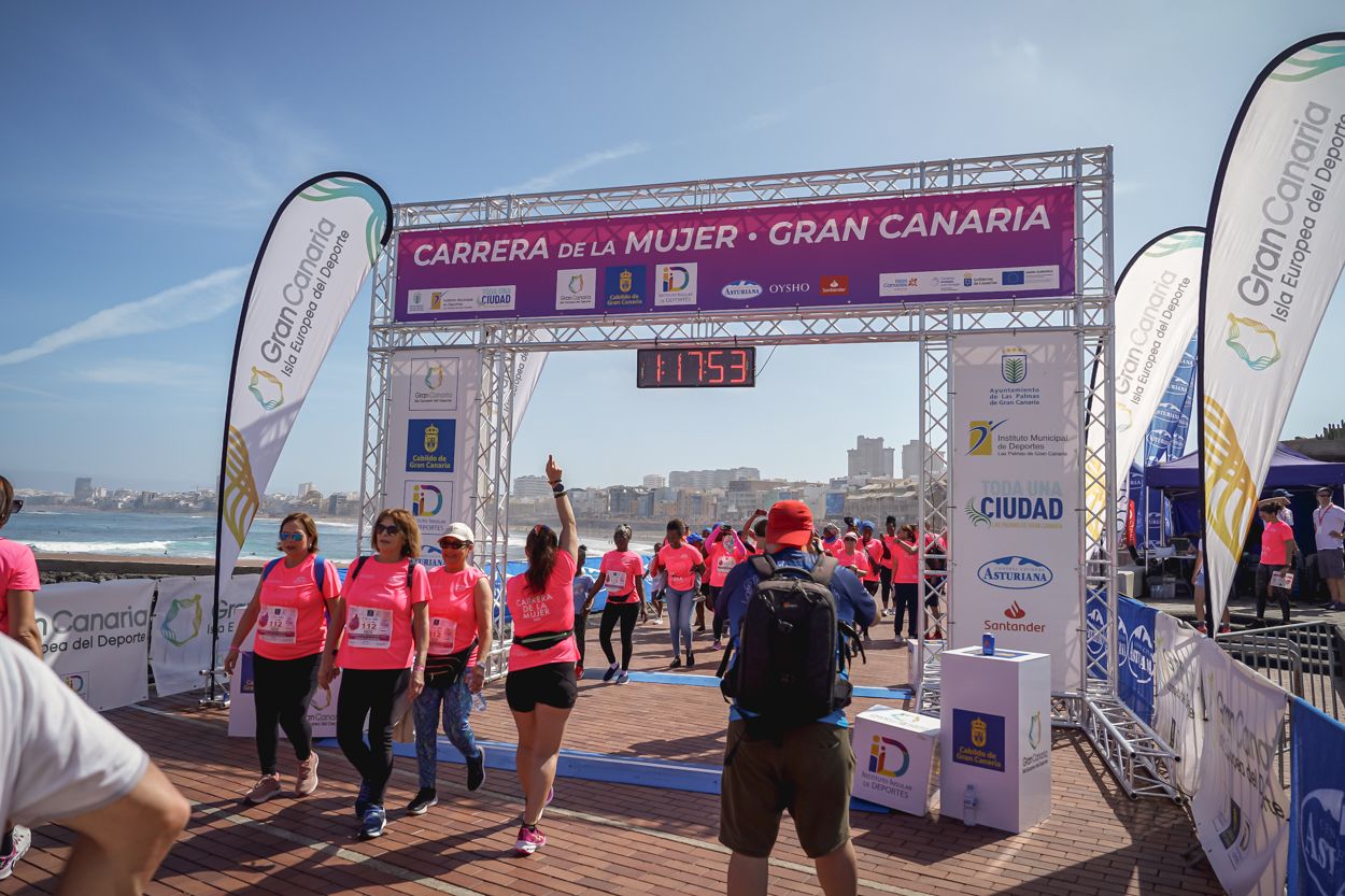 Las fotos de meta de la Carrera de la Mujer de Gran Canaria 12 17 04 15701 O