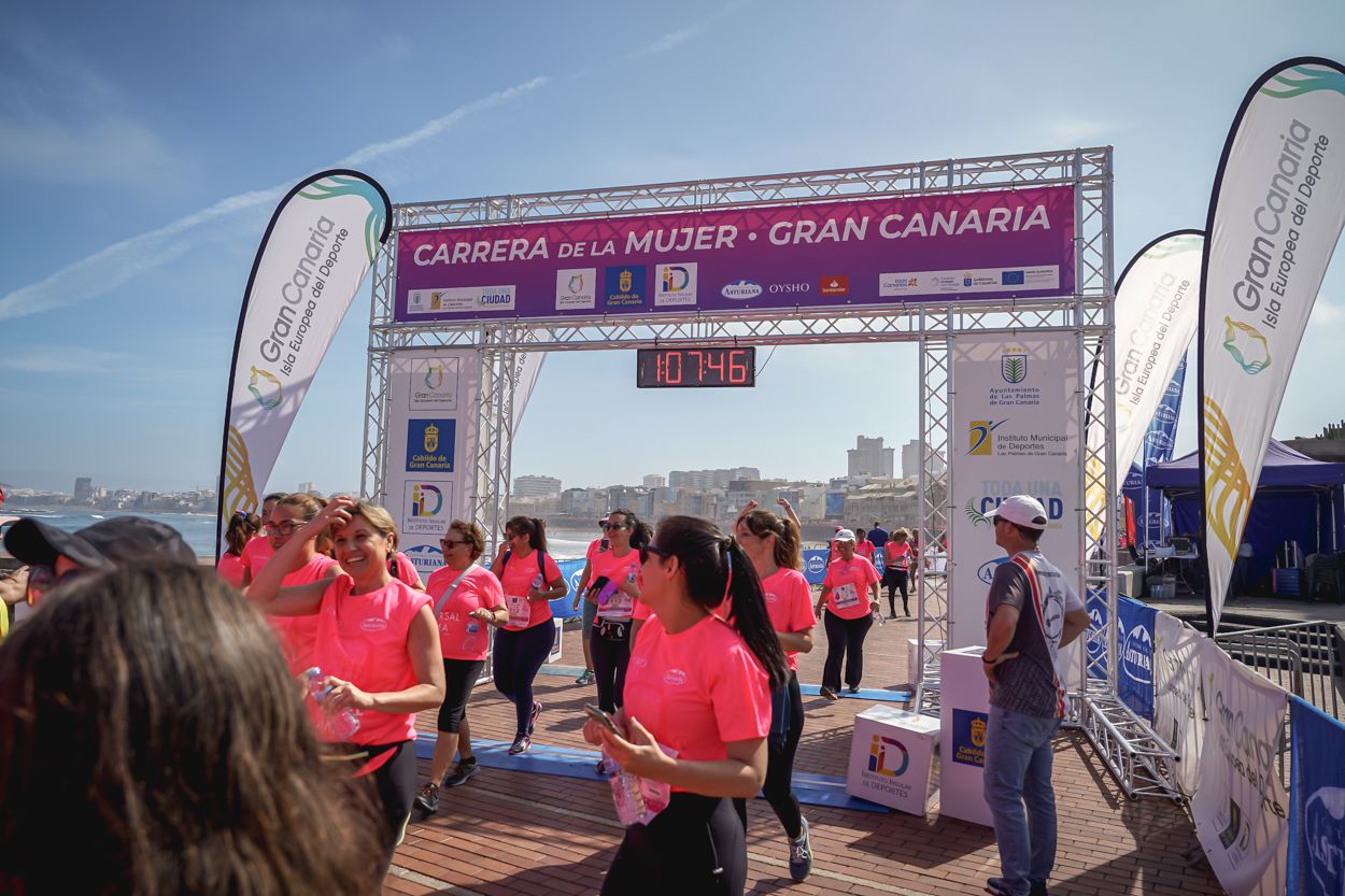Las fotos de meta de la Carrera de la Mujer de Gran Canaria 12 06 57 15701 O