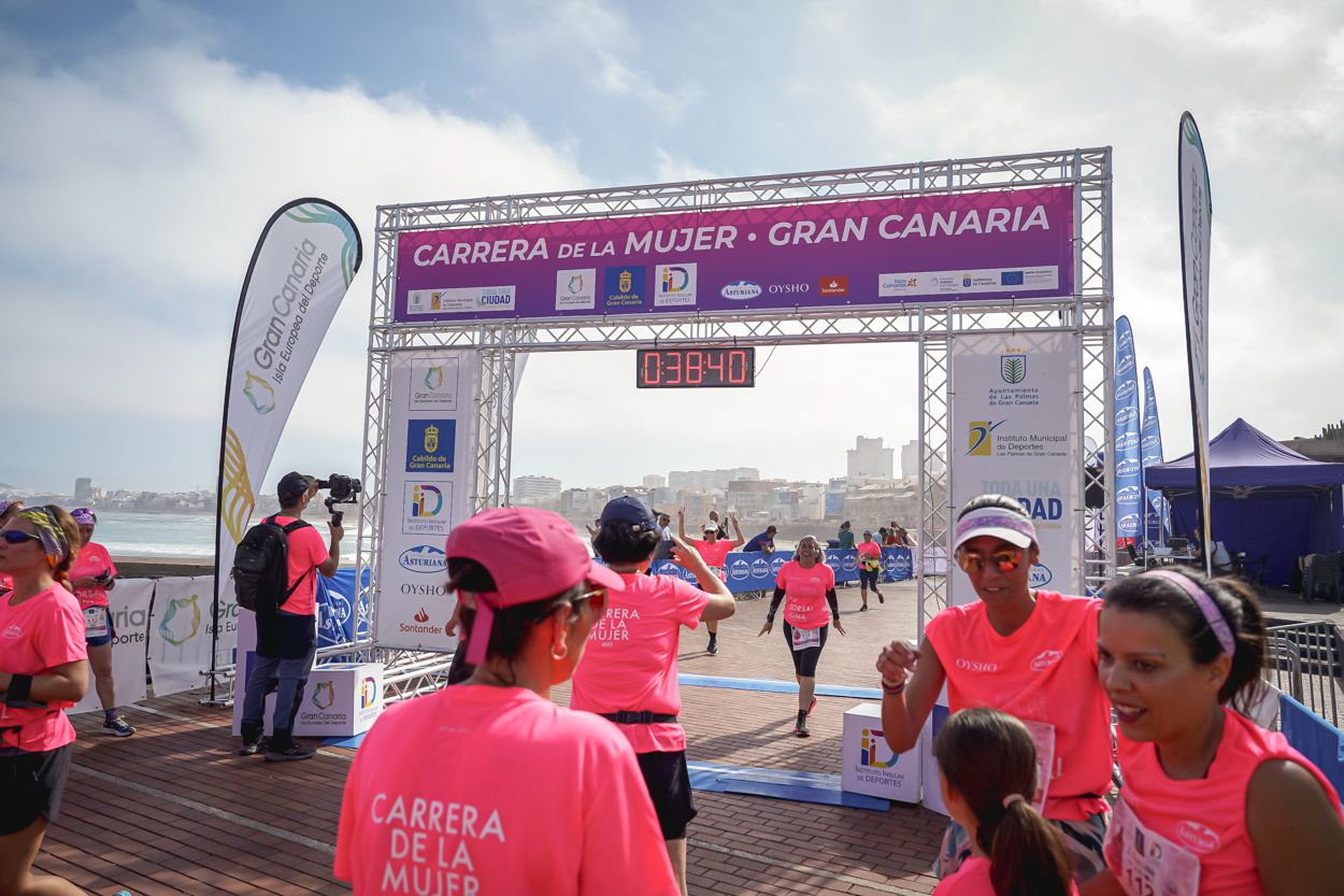 Las fotos de meta de la Carrera de la Mujer de Gran Canaria 11 37 51 15701 O