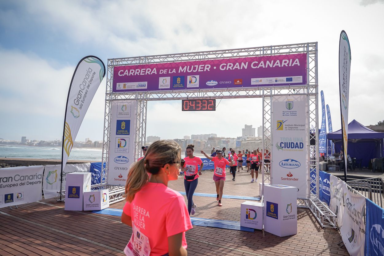 Las fotos de meta de la Carrera de la Mujer de Gran Canaria 11 42 43 15701 O