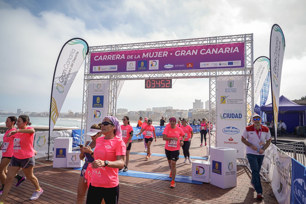 Las fotos de meta de la Carrera de la Mujer de Gran Canaria 11 34 03 15701 O