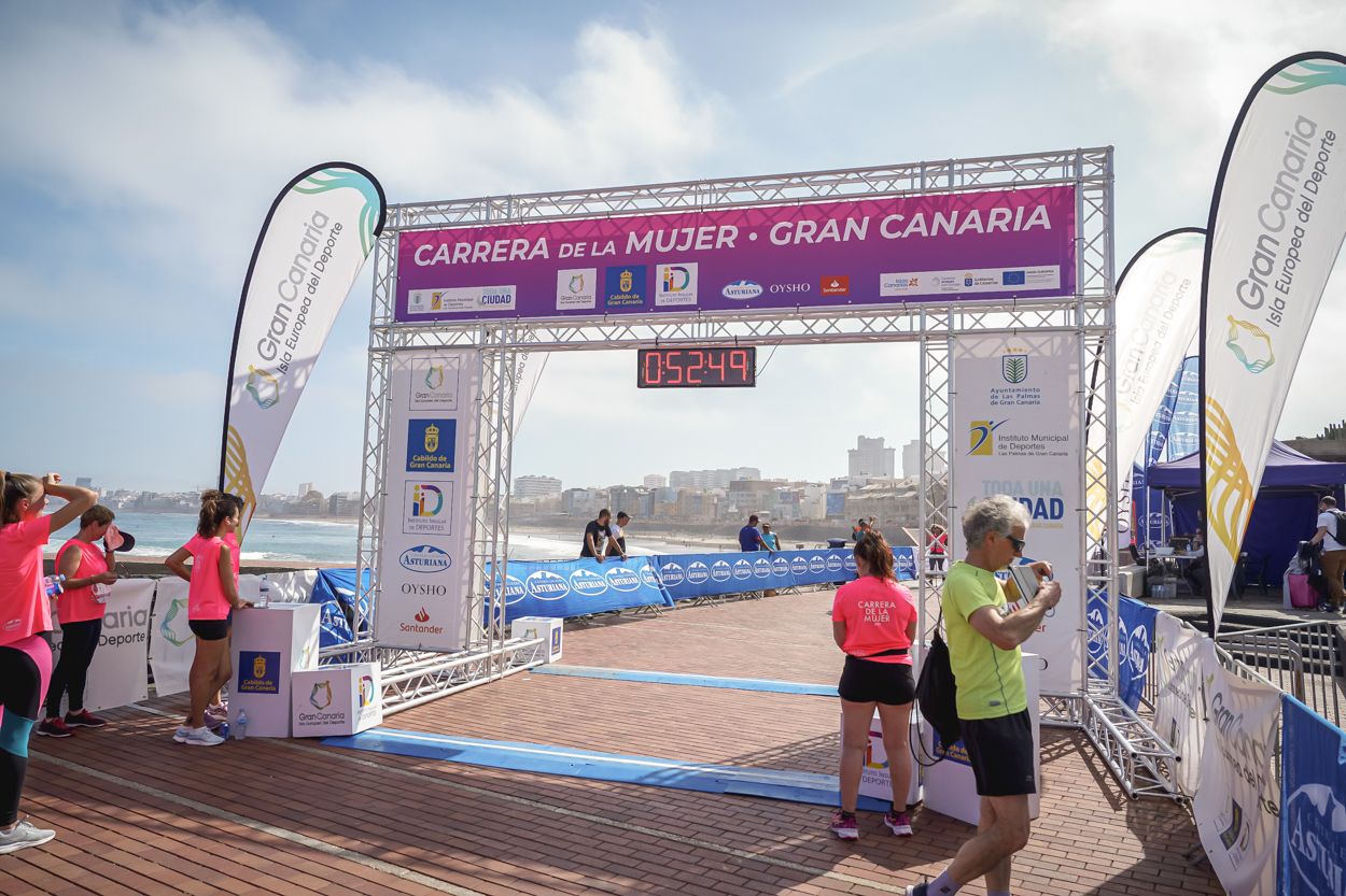 Las fotos de meta de la Carrera de la Mujer de Gran Canaria 11 52 00 15701 O