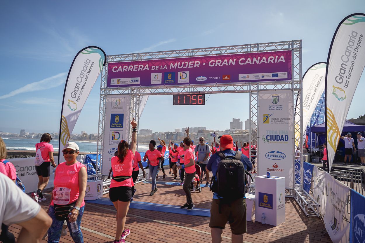Las fotos de meta de la Carrera de la Mujer de Gran Canaria 12 17 06 15701 O