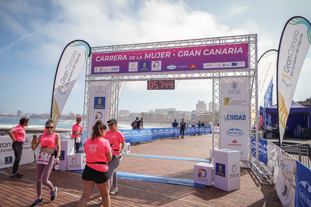 Las fotos de meta de la Carrera de la Mujer de Gran Canaria 11 56 55 15701 O