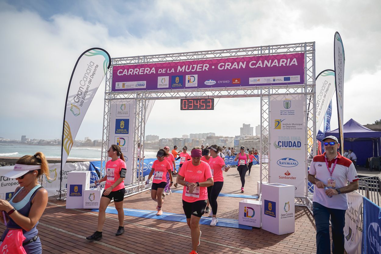 Las fotos de meta de la Carrera de la Mujer de Gran Canaria 11 34 04 15701 O