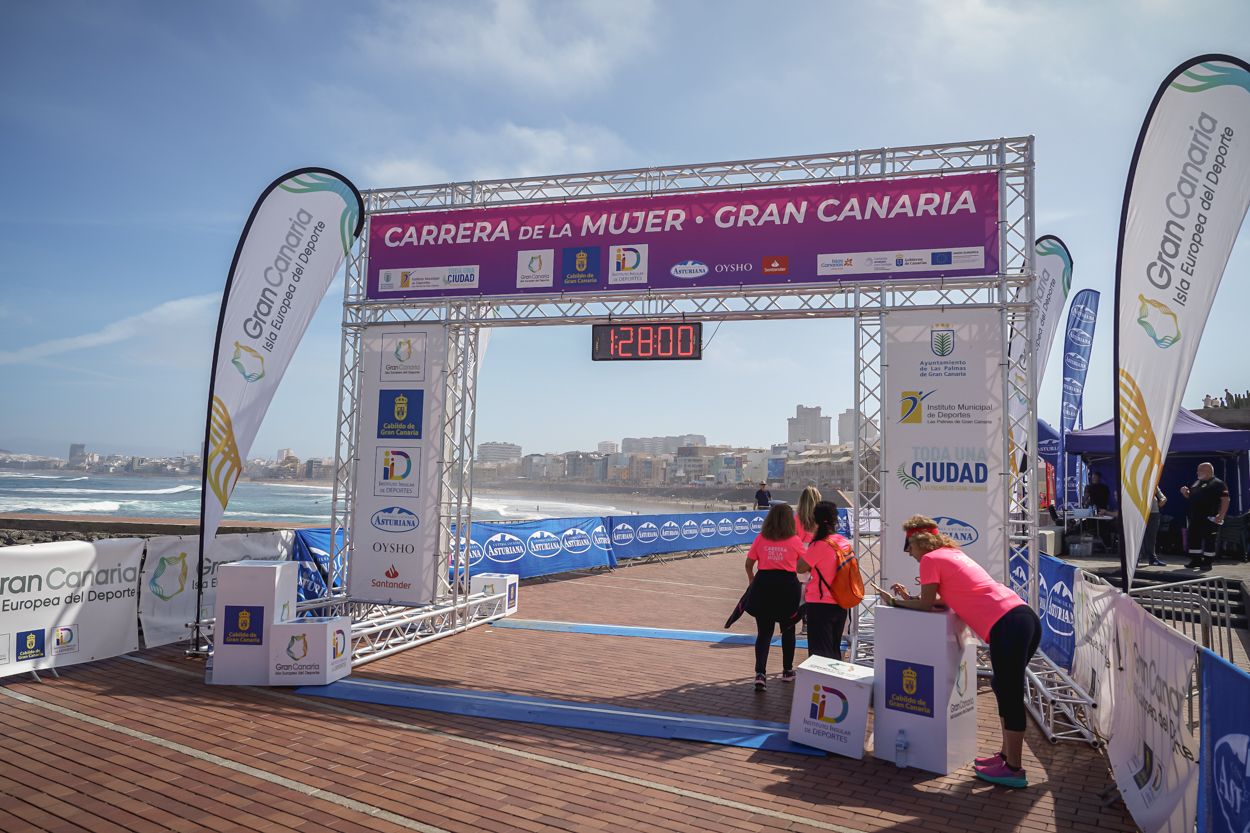 Las fotos de meta de la Carrera de la Mujer de Gran Canaria 12 27 10 15701 O