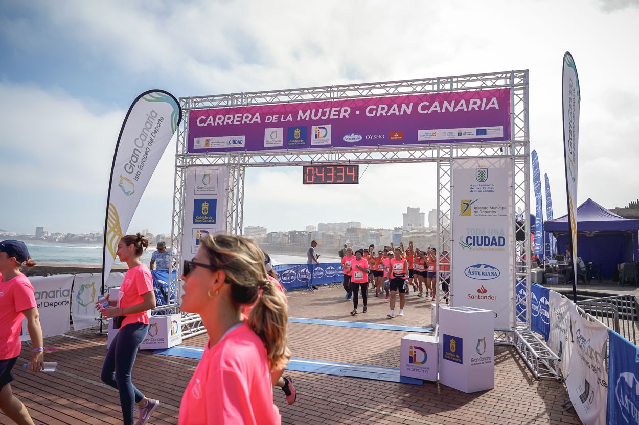 Las fotos de meta de la Carrera de la Mujer de Gran Canaria 11 42 45 15701 O