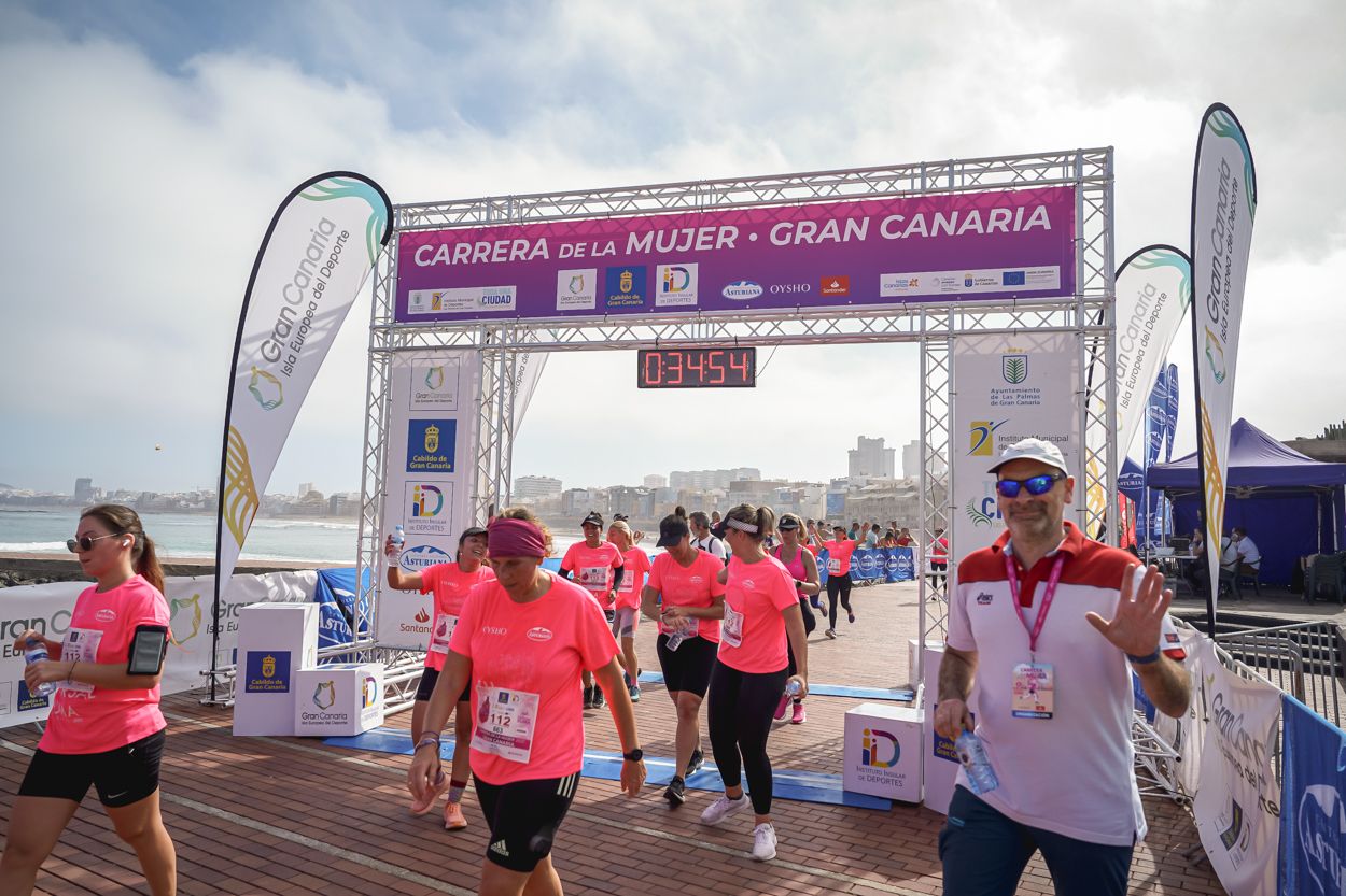 Las fotos de meta de la Carrera de la Mujer de Gran Canaria 11 34 05 15701 O