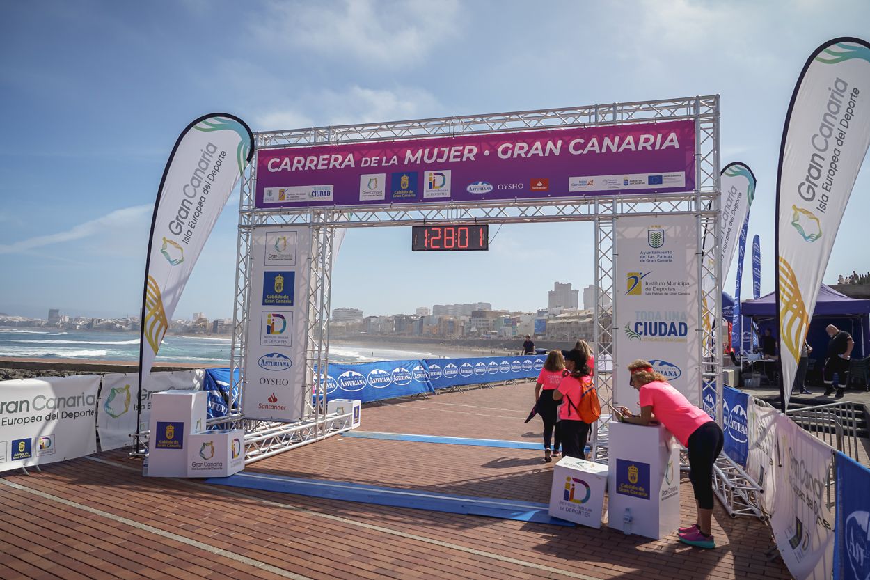 Las fotos de meta de la Carrera de la Mujer de Gran Canaria 12 27 11 15701 O