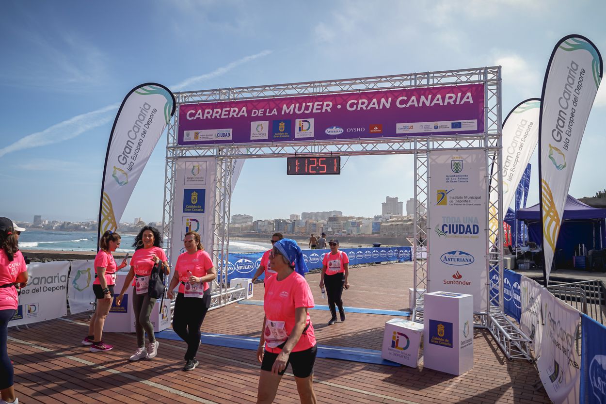 Las fotos de meta de la Carrera de la Mujer de Gran Canaria 12 12 02 15701 O