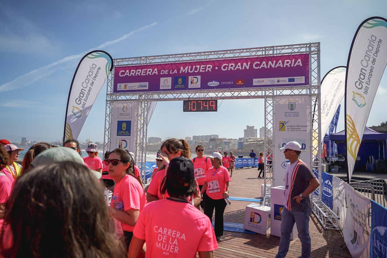 Las fotos de meta de la Carrera de la Mujer de Gran Canaria 12 07 00 15701 O