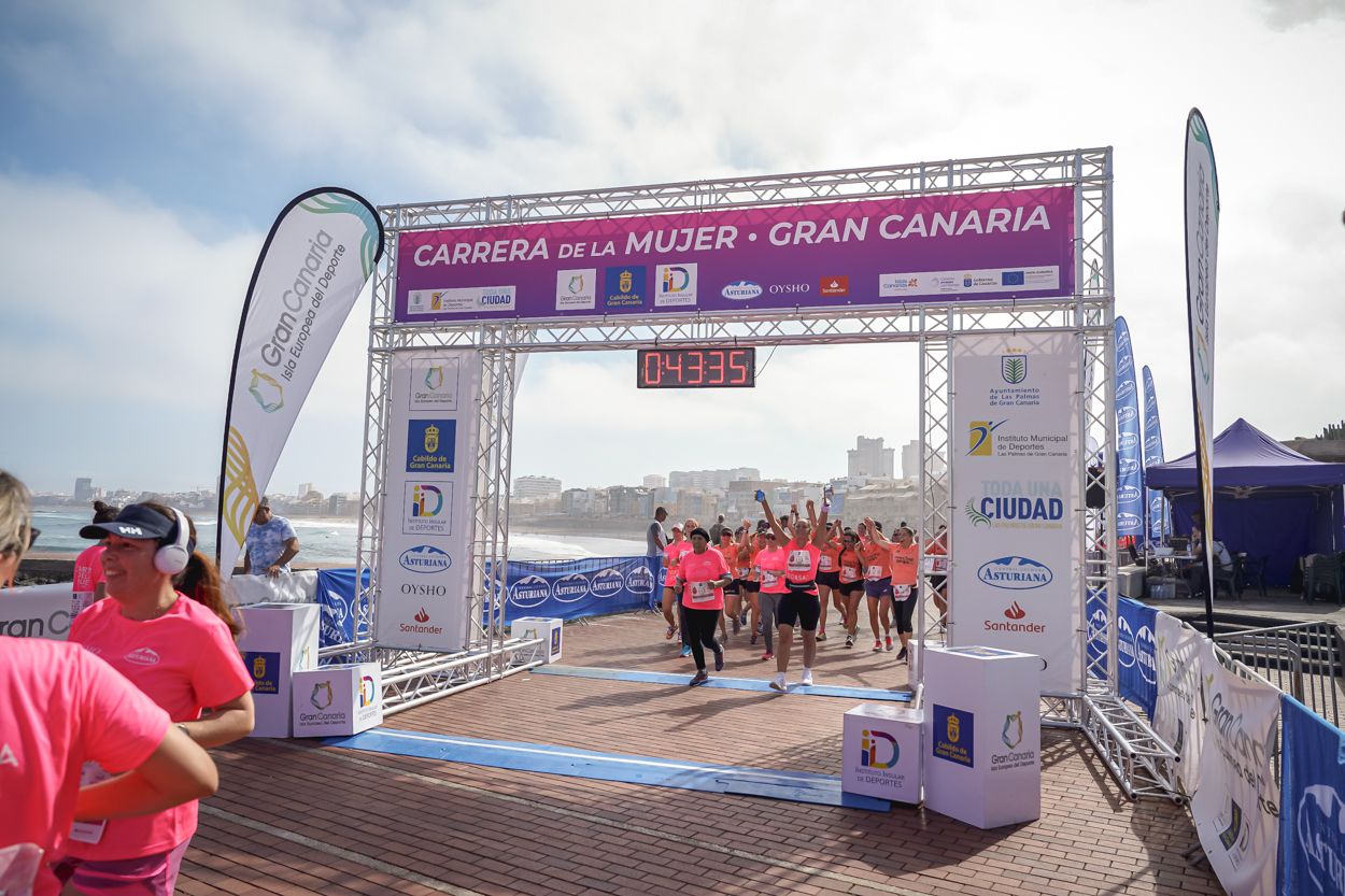 Las fotos de meta de la Carrera de la Mujer de Gran Canaria 11 42 46 15701 O