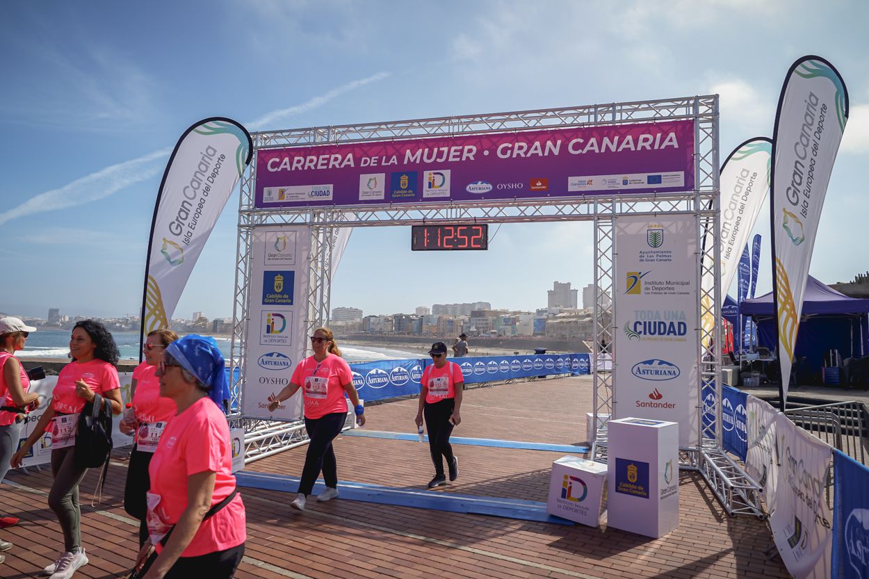 Las fotos de meta de la Carrera de la Mujer de Gran Canaria 12 12 03 15701 O
