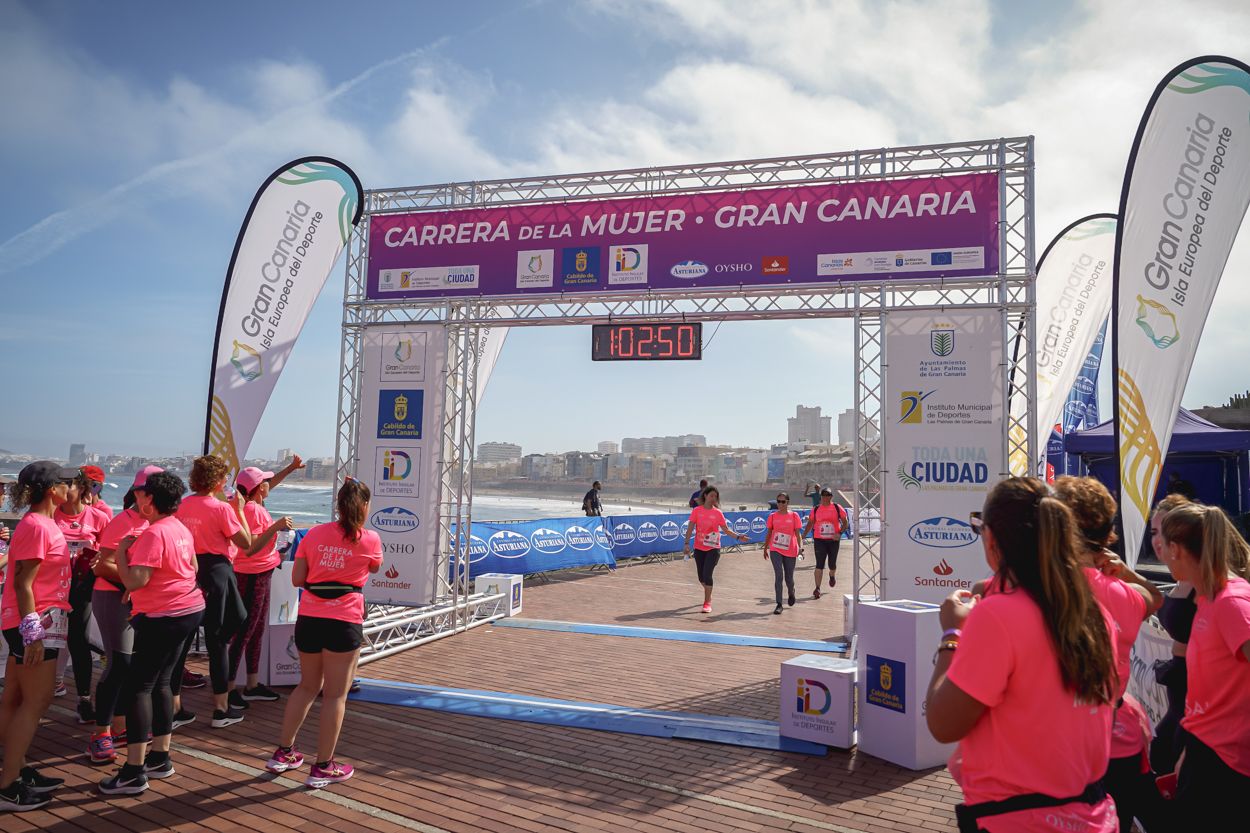 Las fotos de meta de la Carrera de la Mujer de Gran Canaria 12 02 01 15701 O