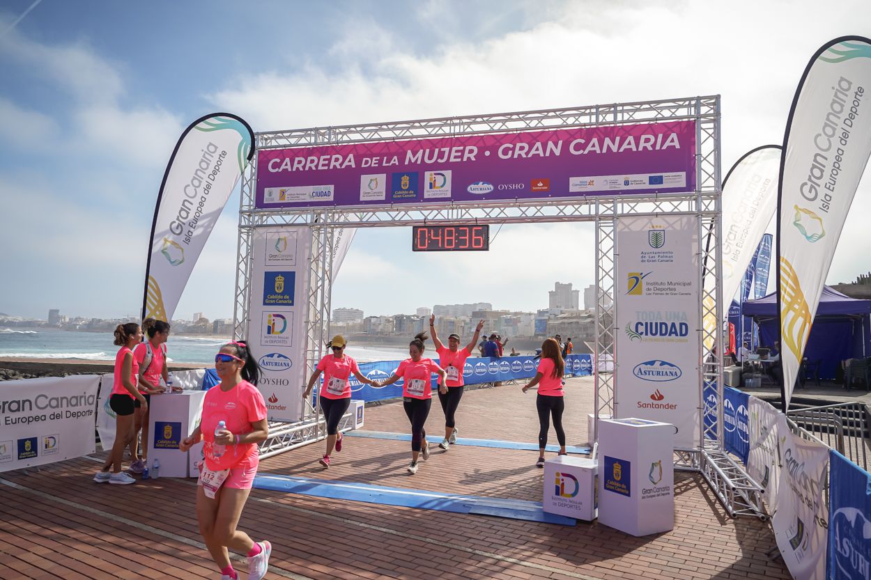 Las fotos de meta de la Carrera de la Mujer de Gran Canaria 11 47 47 15701 O