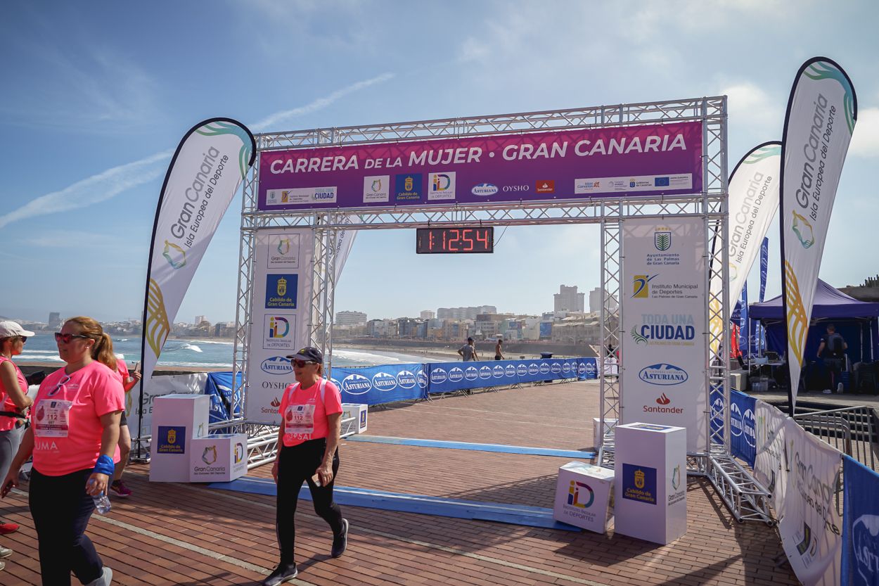 Las fotos de meta de la Carrera de la Mujer de Gran Canaria 12 12 05 15701 O
