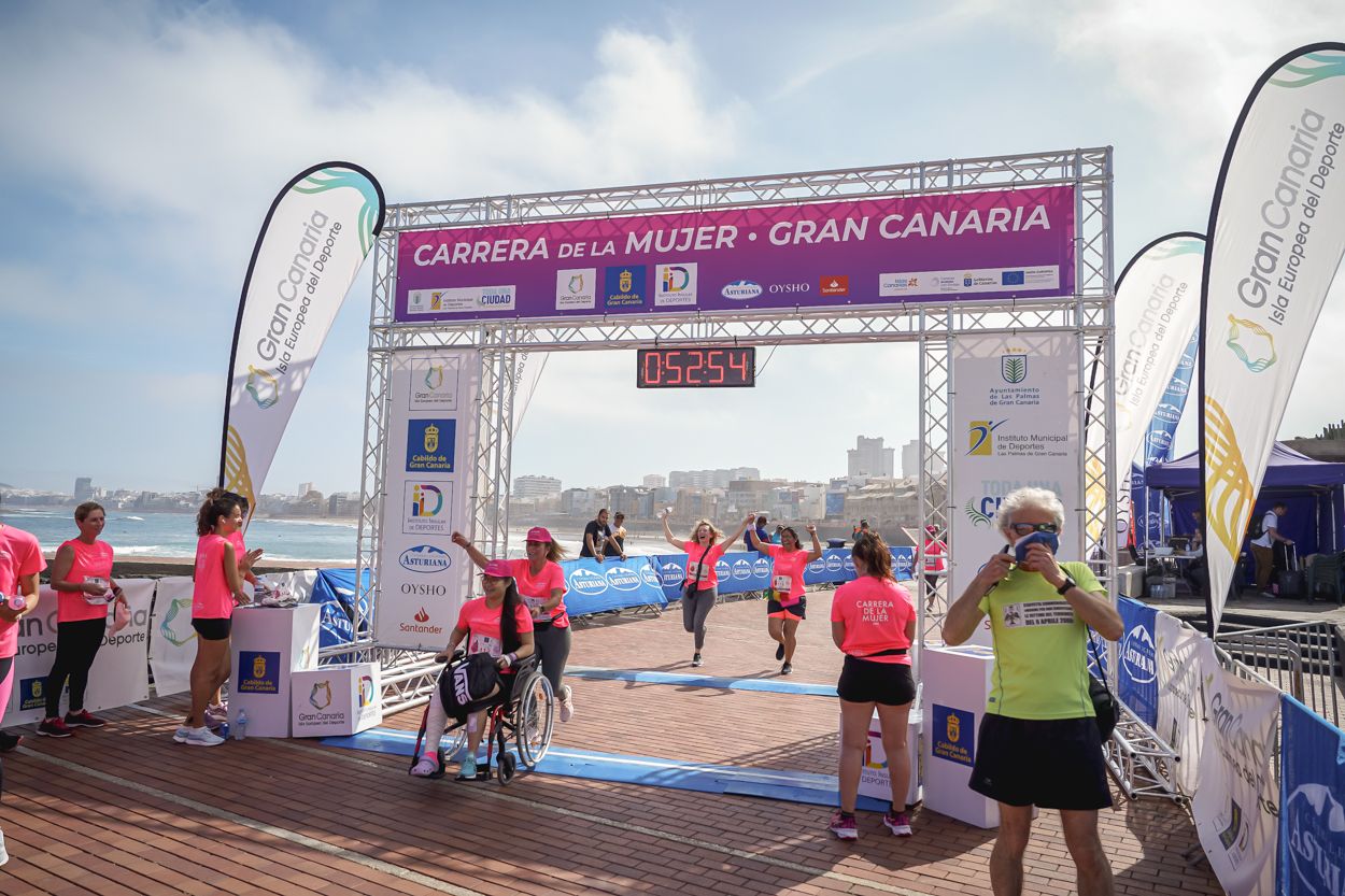 Las fotos de meta de la Carrera de la Mujer de Gran Canaria 11 52 05 15701 O