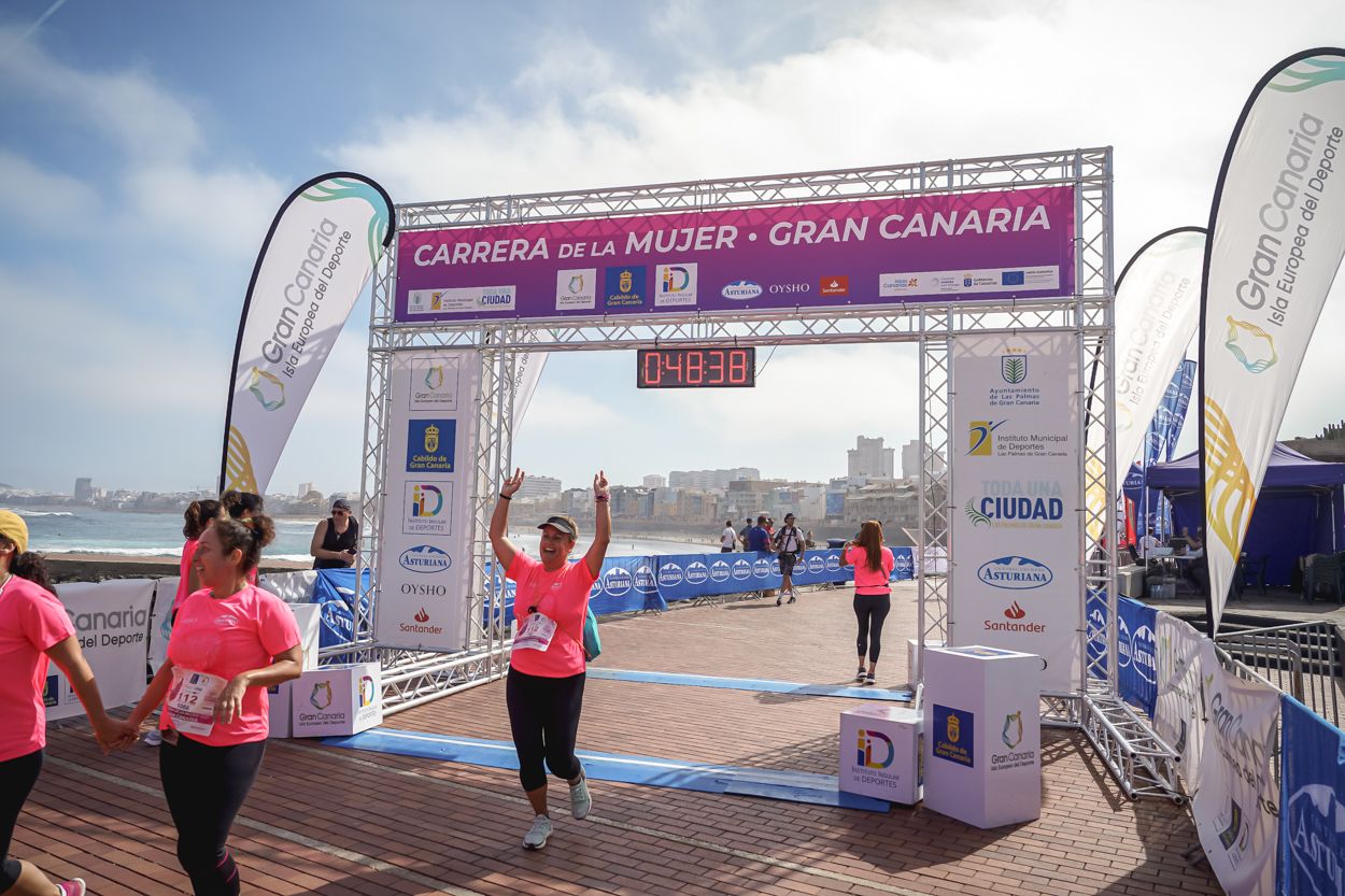 Las fotos de meta de la Carrera de la Mujer de Gran Canaria 11 47 49 15701 O