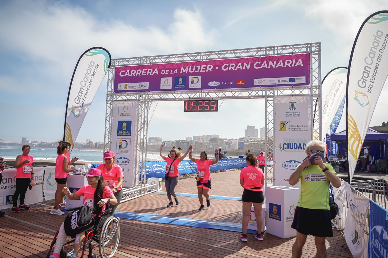 Las fotos de meta de la Carrera de la Mujer de Gran Canaria 11 52 06 15701 O