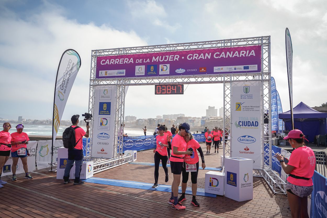 Las fotos de meta de la Carrera de la Mujer de Gran Canaria 11 37 58 15701 O