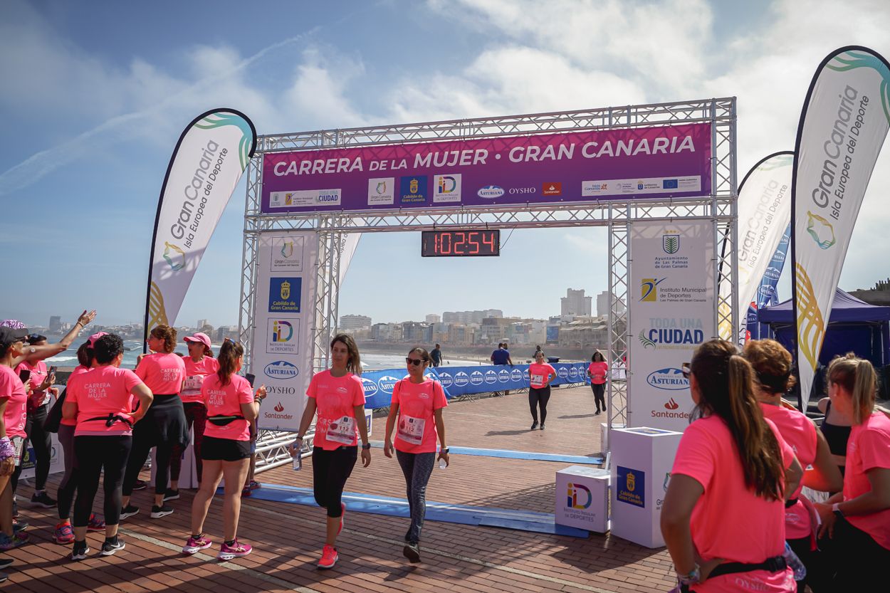 Las fotos de meta de la Carrera de la Mujer de Gran Canaria 12 02 05 15701 O