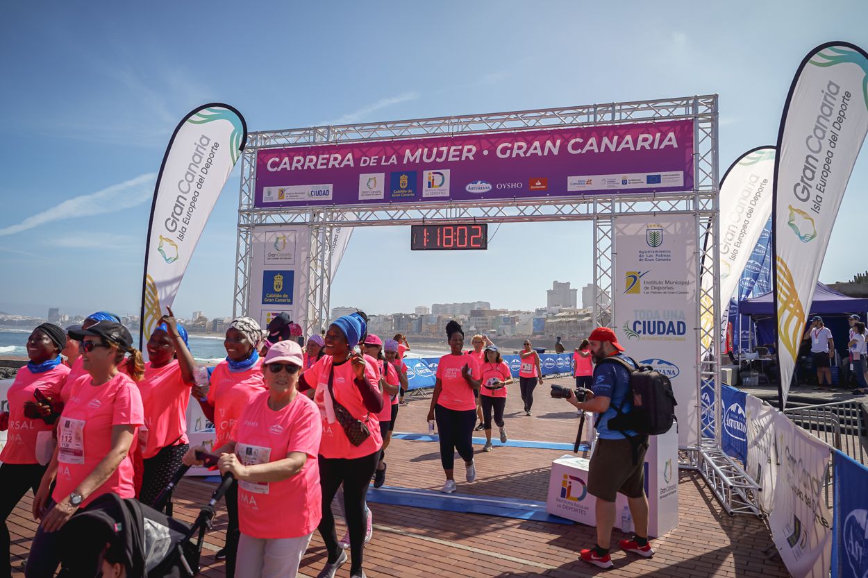 Las fotos de meta de la Carrera de la Mujer de Gran Canaria 12 17 13 15701 O