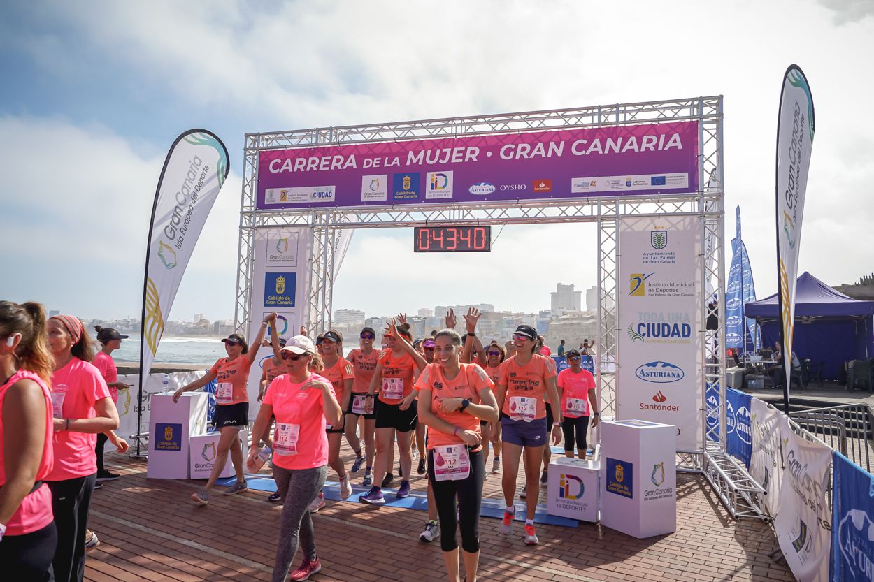 Las fotos de meta de la Carrera de la Mujer de Gran Canaria 11 42 51 15701 O