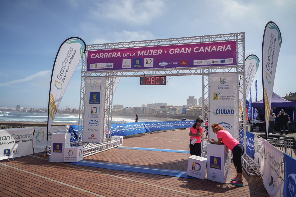 Las fotos de meta de la Carrera de la Mujer de Gran Canaria 12 27 17 15701 O