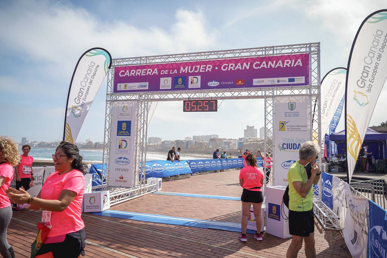 Las fotos de meta de la Carrera de la Mujer de Gran Canaria 11 52 08 15701 O