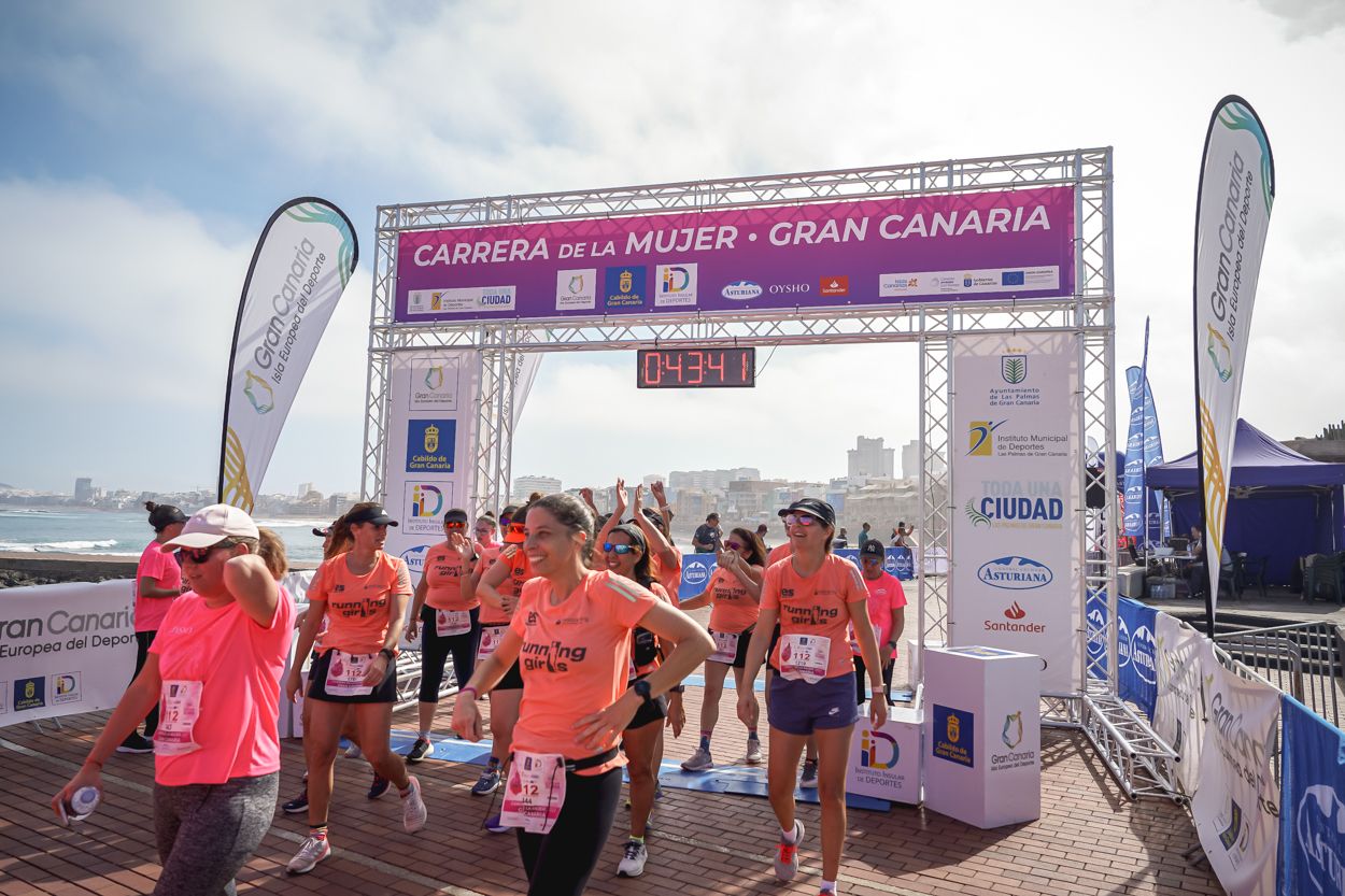 Las fotos de meta de la Carrera de la Mujer de Gran Canaria 11 42 52 15701 O