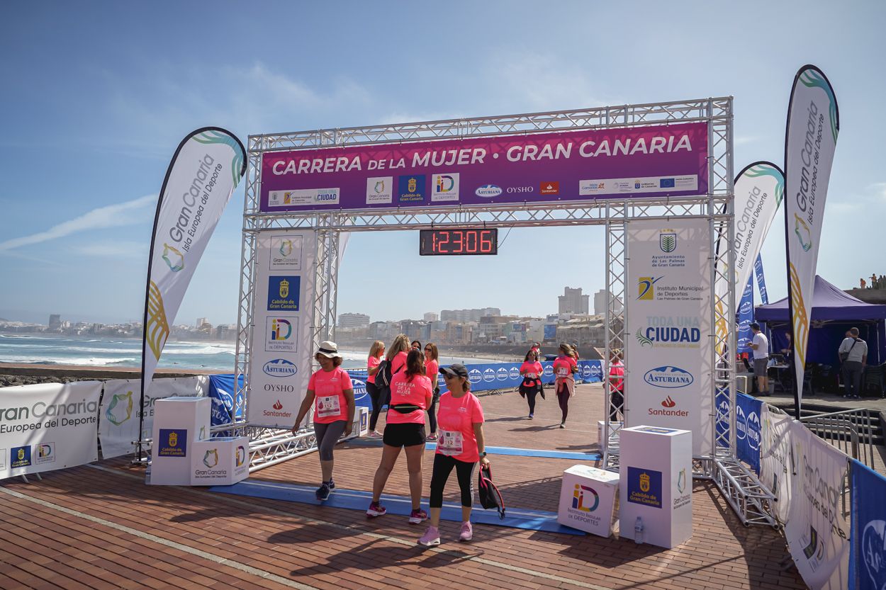Las fotos de meta de la Carrera de la Mujer de Gran Canaria 12 22 17 15701 O