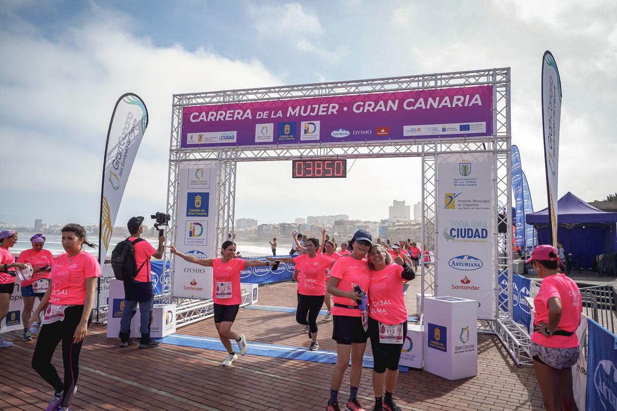 Las fotos de meta de la Carrera de la Mujer de Gran Canaria 11 38 01 15701 O