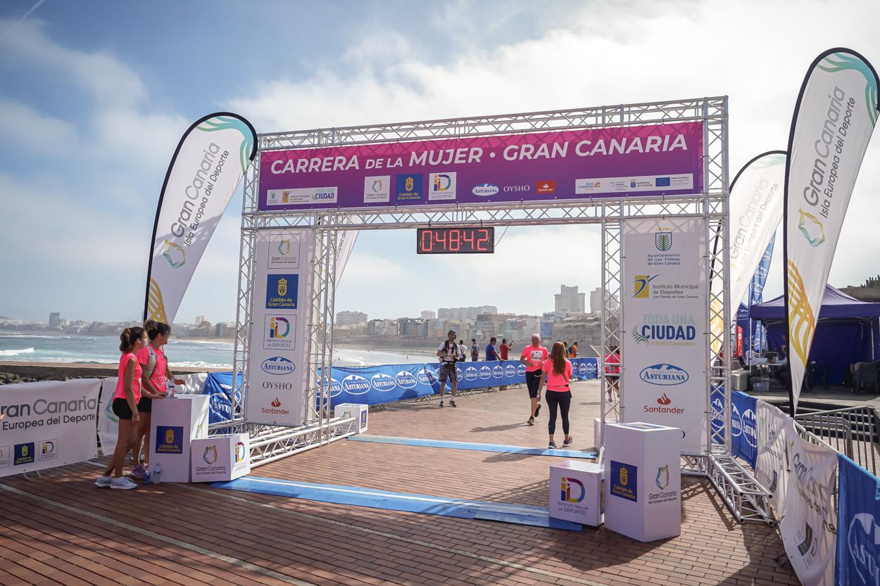 Las fotos de meta de la Carrera de la Mujer de Gran Canaria 11 47 53 15701 O