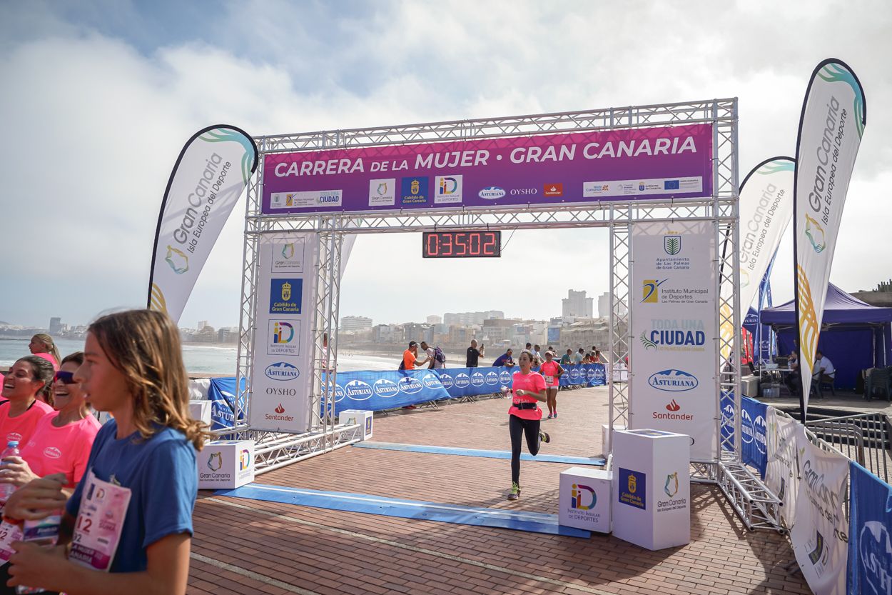 Las fotos de meta de la Carrera de la Mujer de Gran Canaria 11 34 13 15701 O