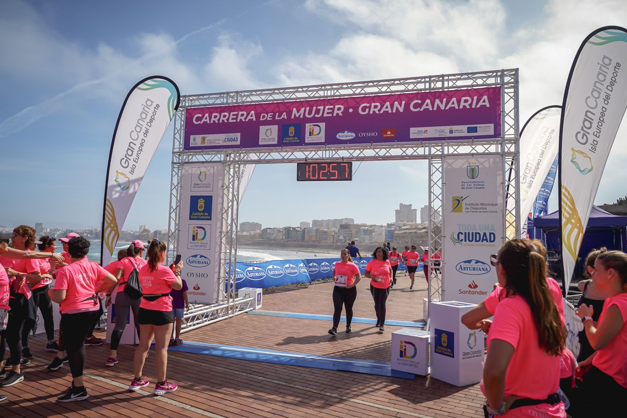 Las fotos de meta de la Carrera de la Mujer de Gran Canaria 12 02 08 15701 O