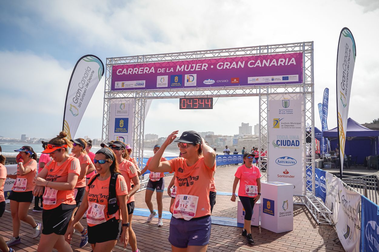 Las fotos de meta de la Carrera de la Mujer de Gran Canaria 11 42 54 15701 O