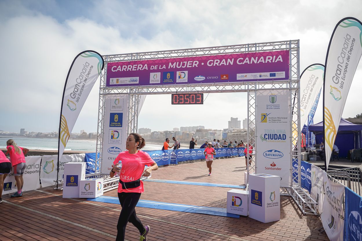 Las fotos de meta de la Carrera de la Mujer de Gran Canaria 11 34 14 15701 O