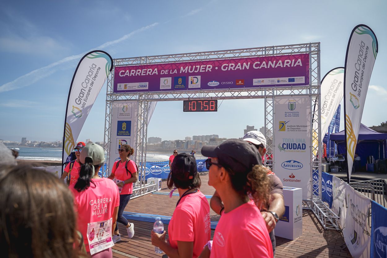 Las fotos de meta de la Carrera de la Mujer de Gran Canaria 12 07 09 15701 O