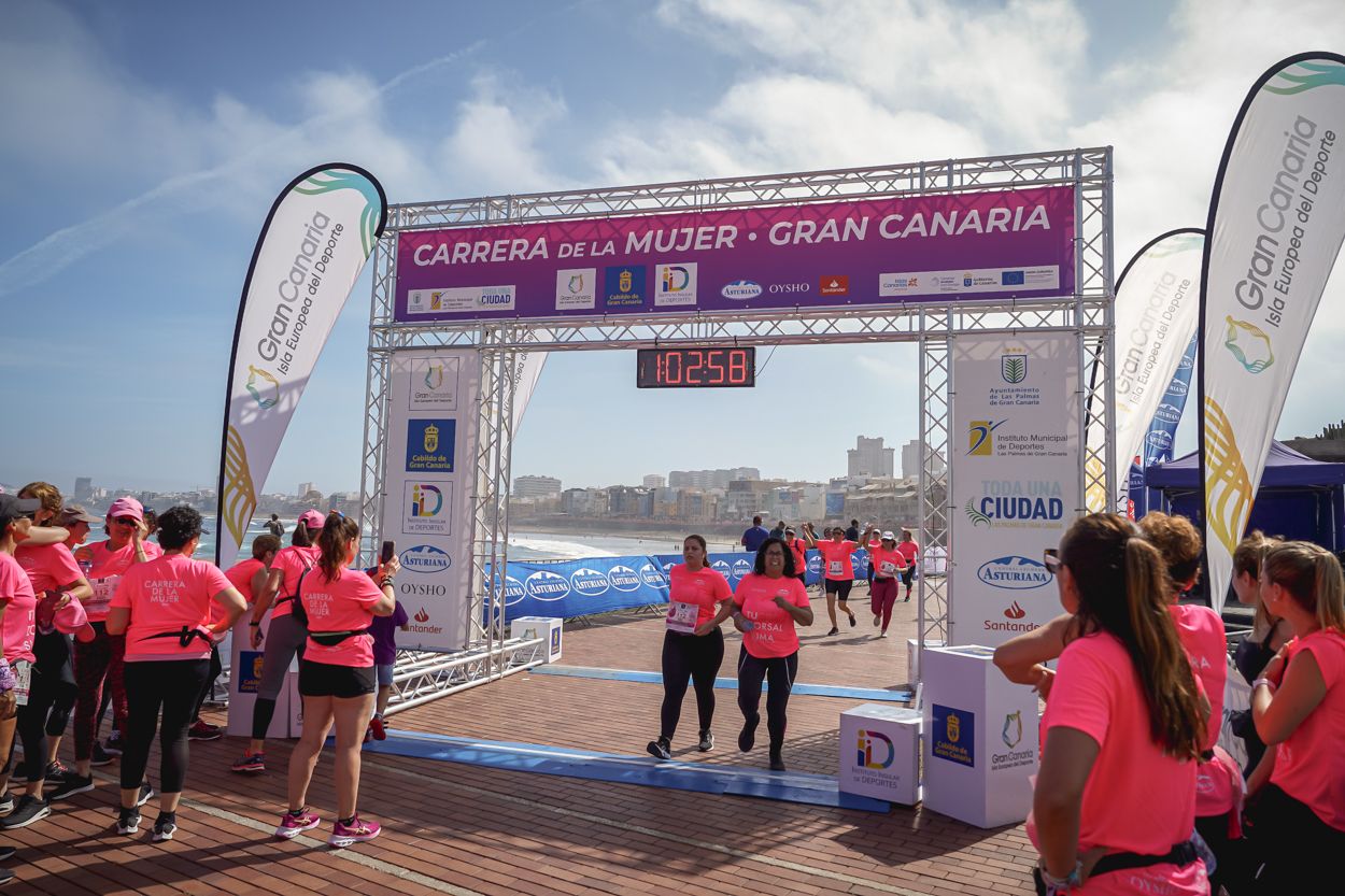 Las fotos de meta de la Carrera de la Mujer de Gran Canaria 12 02 09 15701 O
