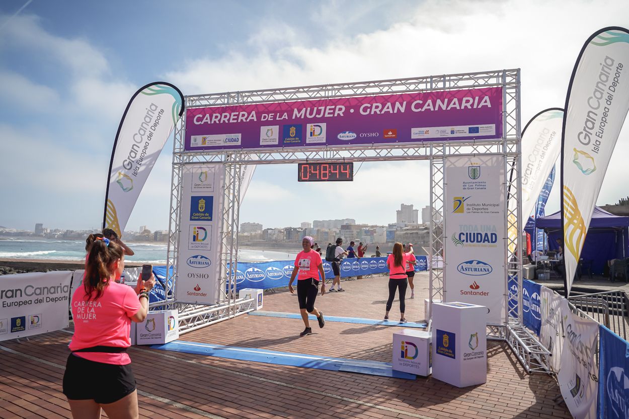 Las fotos de meta de la Carrera de la Mujer de Gran Canaria 11 47 55 15701 O