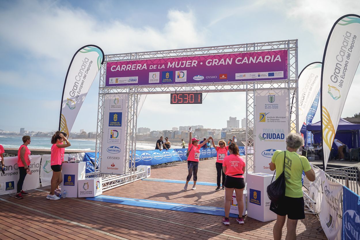 Las fotos de meta de la Carrera de la Mujer de Gran Canaria 11 52 12 15701 O
