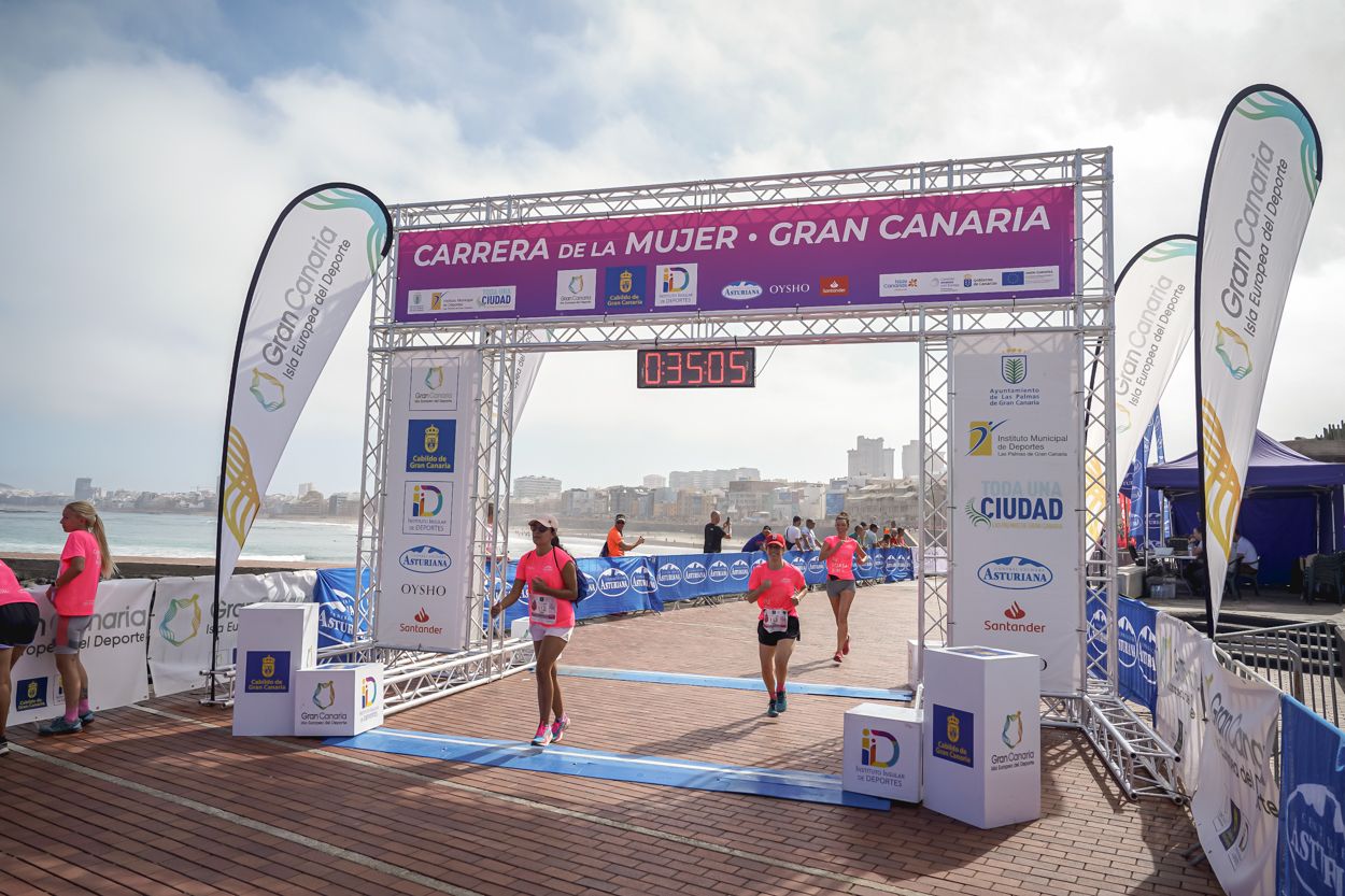 Las fotos de meta de la Carrera de la Mujer de Gran Canaria 11 34 16 15701 O