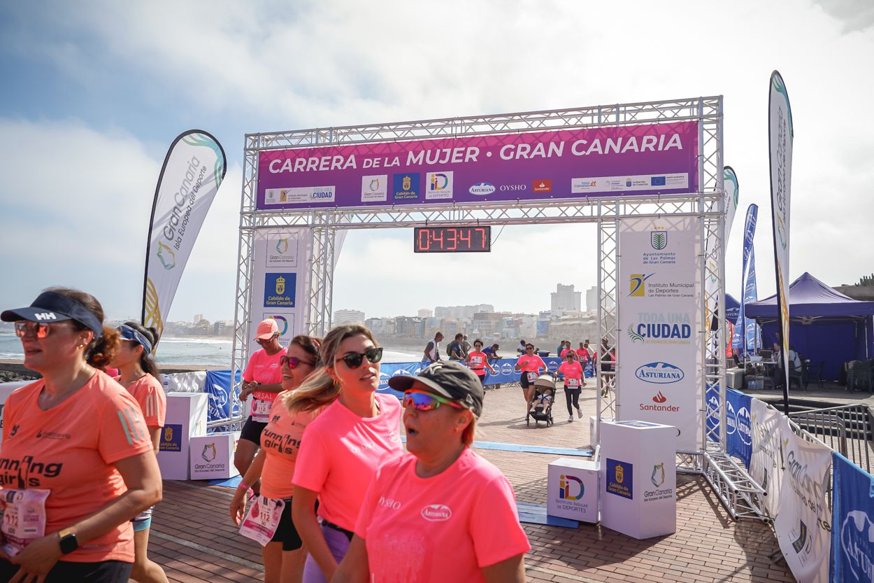 Las fotos de meta de la Carrera de la Mujer de Gran Canaria 11 42 57 15701 O