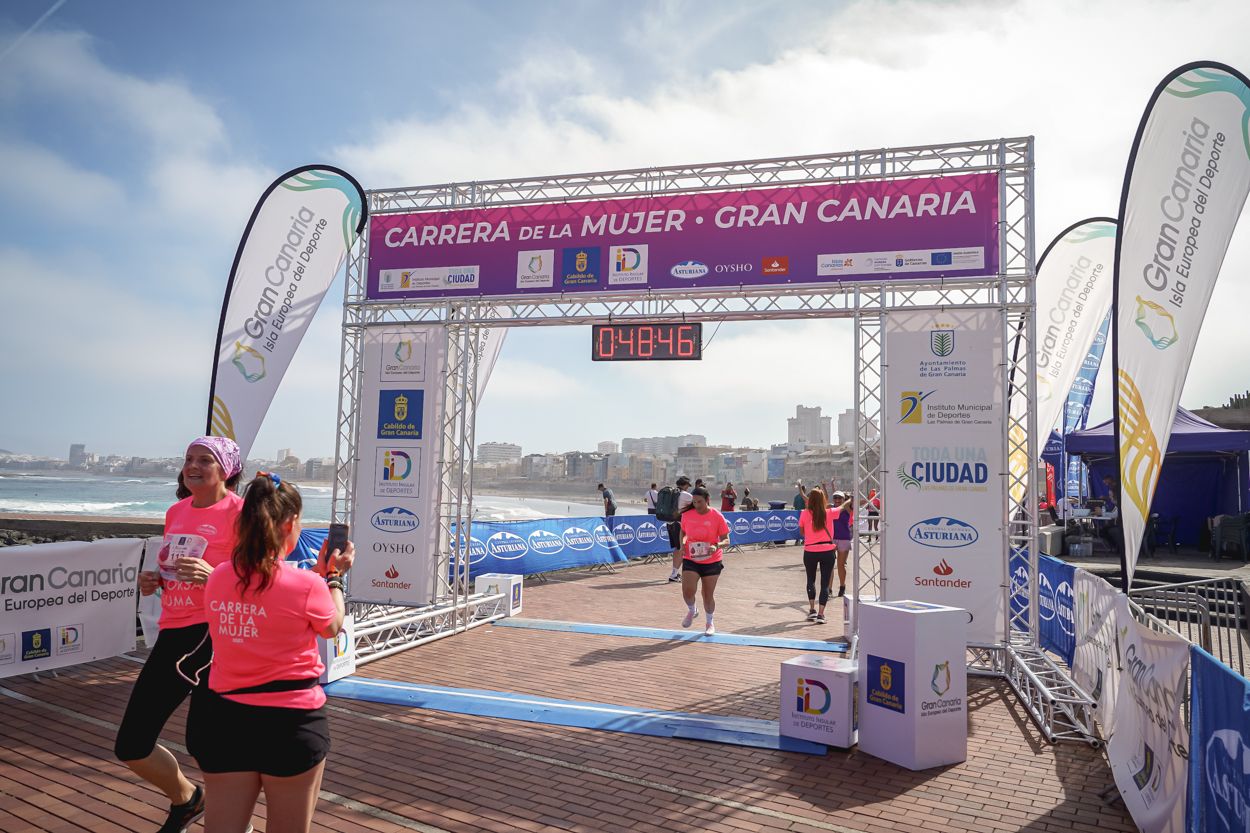 Las fotos de meta de la Carrera de la Mujer de Gran Canaria 11 47 57 15701 O
