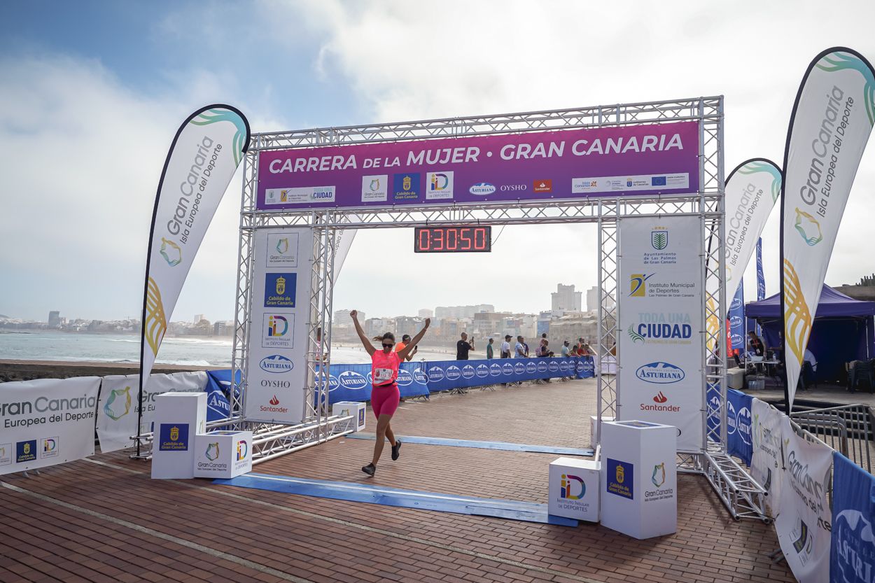 Las fotos de meta de la Carrera de la Mujer de Gran Canaria11 30 01 15701 O